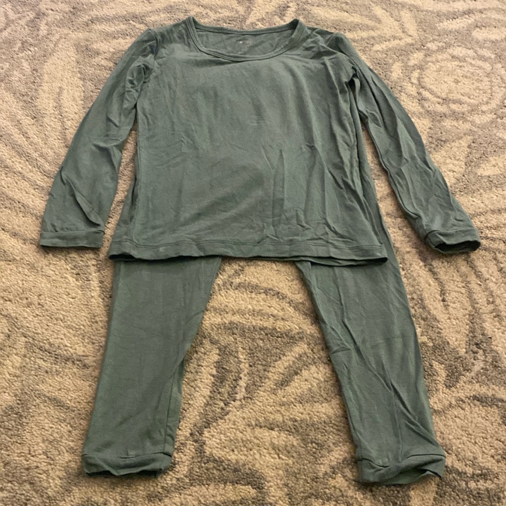 Kyte baby 3T long sleeve pajamas